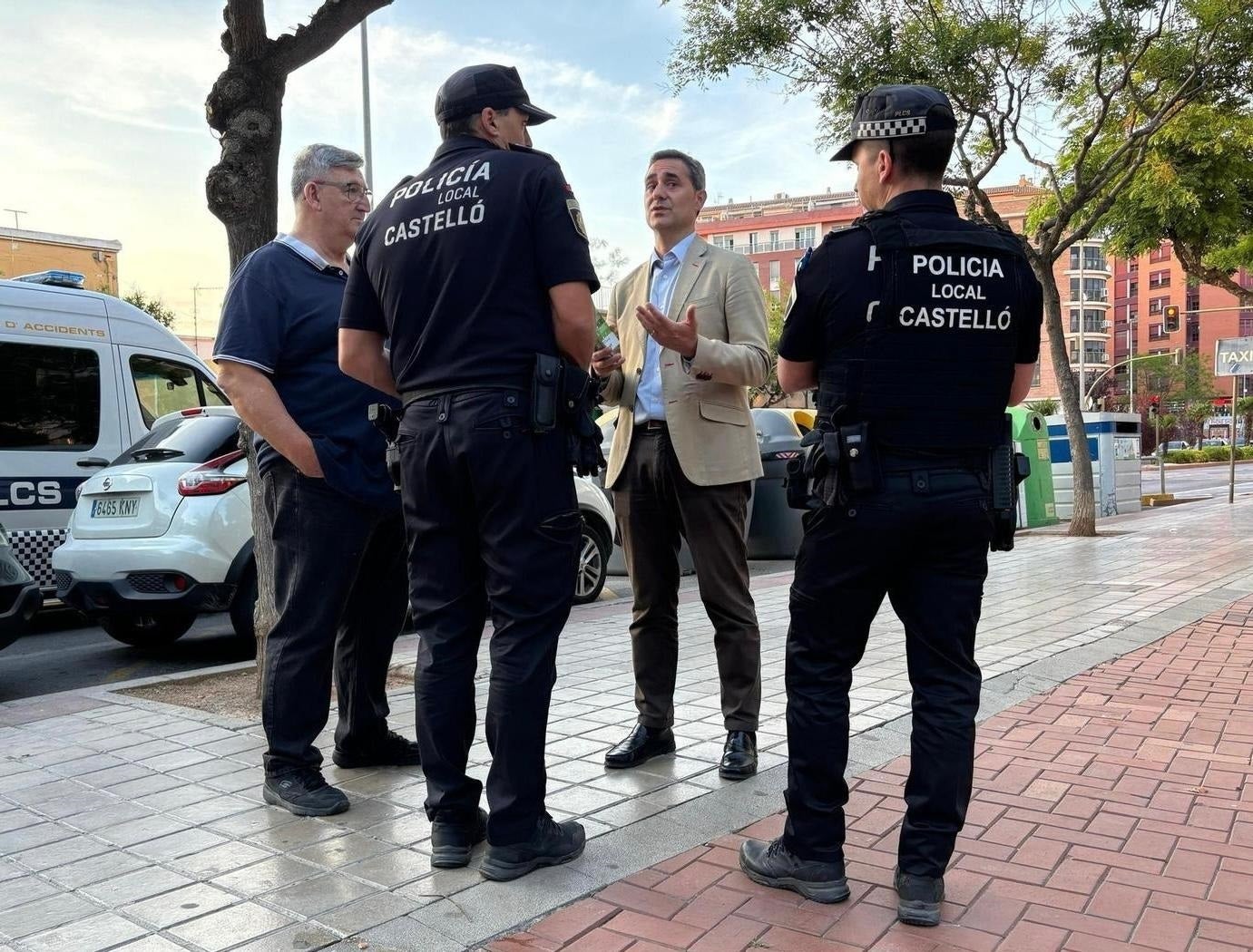 La colaboración ciudadana evita la ocupación ilegal de un bajo en Castelló La colaboración ciudadana evita la ocupación ilegal de un bajo en Castelló