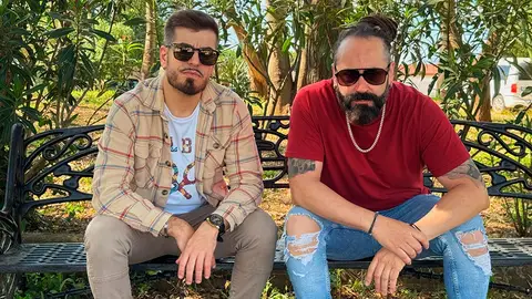 El dúo Radio Macandé irrumpe en Málaga para comenzar su gira 'Vuelta al camino' Concierto