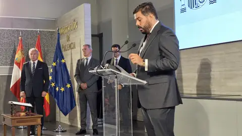 Eduardo Santiago Calleja toma posesión de su cargo como subdelegado del Gobierno en Palencia .