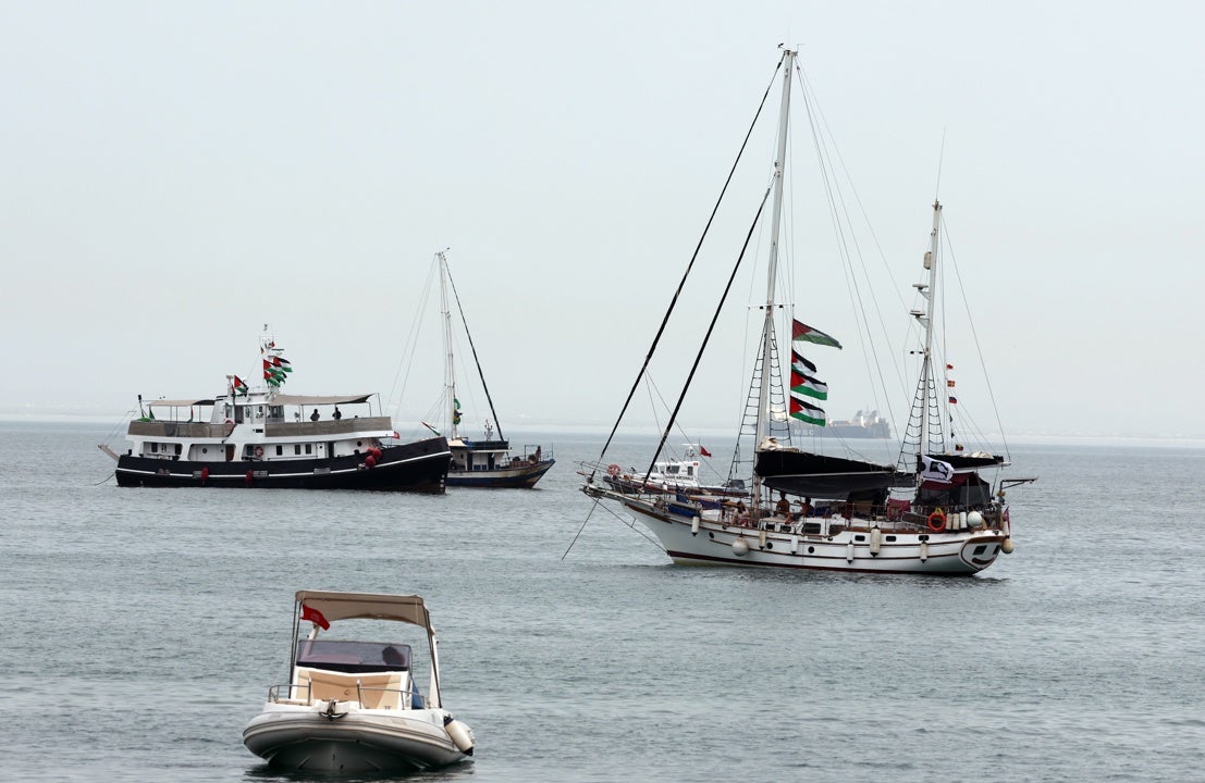 La Global Sumud Flotilla denuncia un ataque con drones contra una de sus embarcaciones en Túnez La Global Sumud Flotilla denuncia un ataque con drones contra una de sus embarcaciones en Túnez