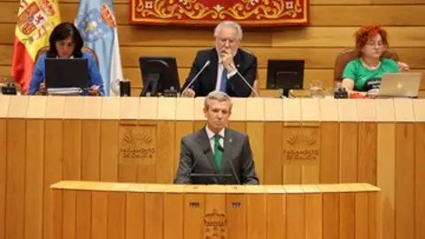 El presidente de la Xunta, Alfonso Rueda, durante su comparecencia en el Parlamento gallego. Parlamento. Afonso Rueda