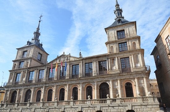 La FEMP convoca un minuto de silencio que secunda Diputación y Ayuntamiento de Toledo La FEMP convoca un minuto de silencio que secunda Diputación y Ayuntamiento de Toledo