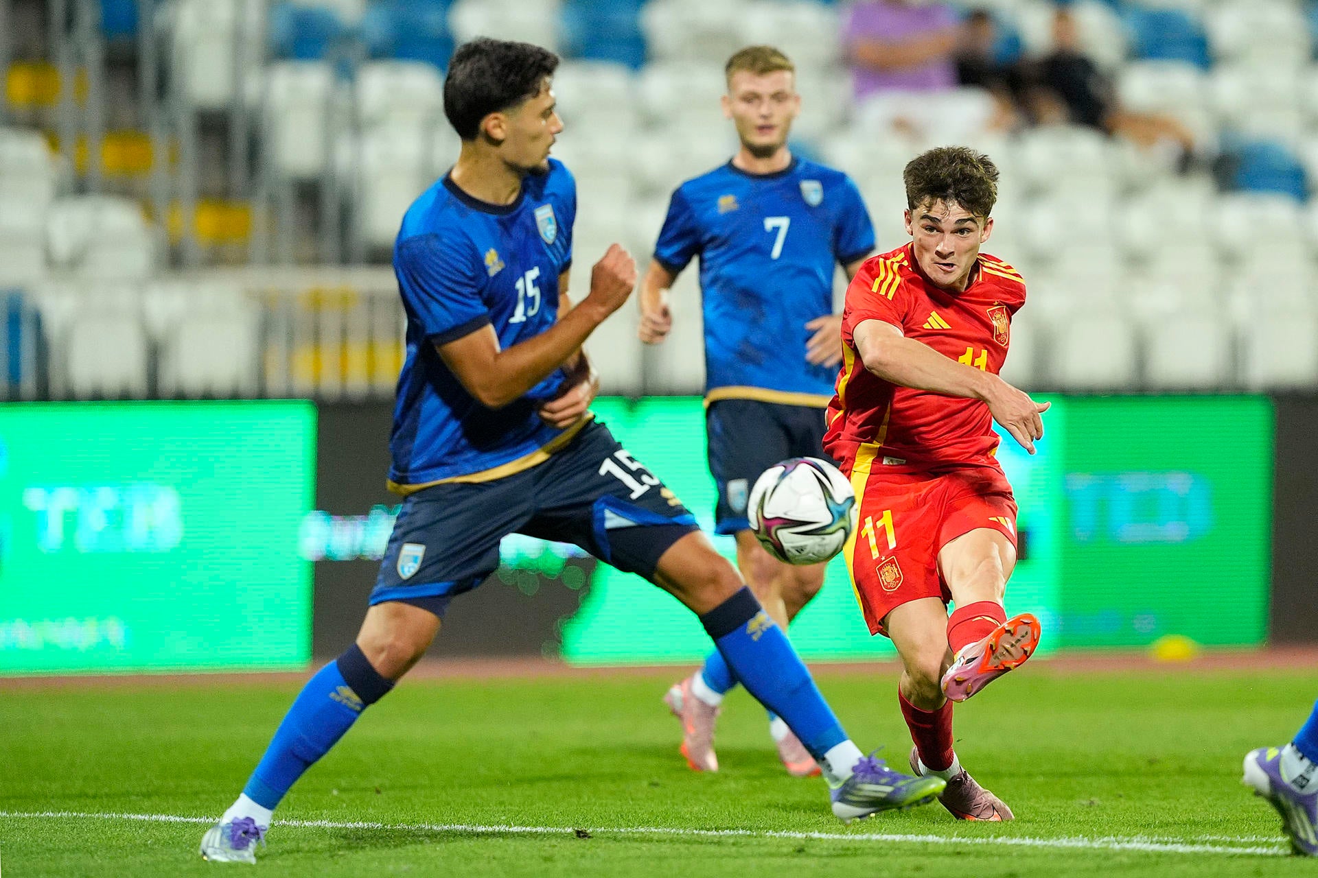 Kosovo protesta ante la UEFA contra España por llamarla "territorio" antes del partido contra la sub 21 Kosovo protesta ante la UEFA contra España por llamarla "territorio" antes del partido contra la sub 21