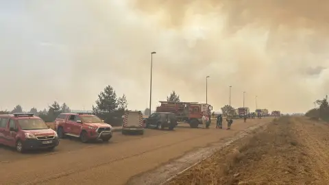 La Diputación movilizó más de 70 bomberos y desplegó cerca de 30 medios materiales en la extinción de los cuatro grandes incendios del norte de Palencia .
