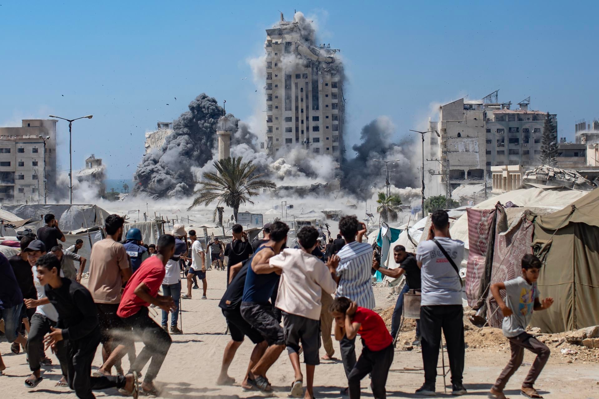 El Gobierno de Gaza estima en un millón los desplazados en el sur de la franja palestina El Gobierno de Gaza estima en un millón los desplazados en el sur de la franja palestina