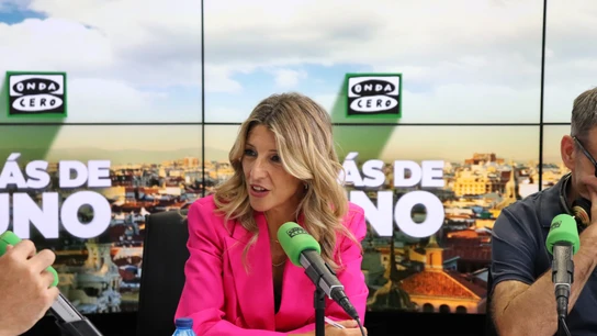 Yolanda Díaz tilda de "chantaje" el rechazo de Junts a la reducción de jornada: "Tengo límites y no voy a entregar mi país" Yolanda Díaz tilda de "chantaje" el rechazo de Junts a la reducción de jornada: "Tengo límites y no voy a entregar mi país"