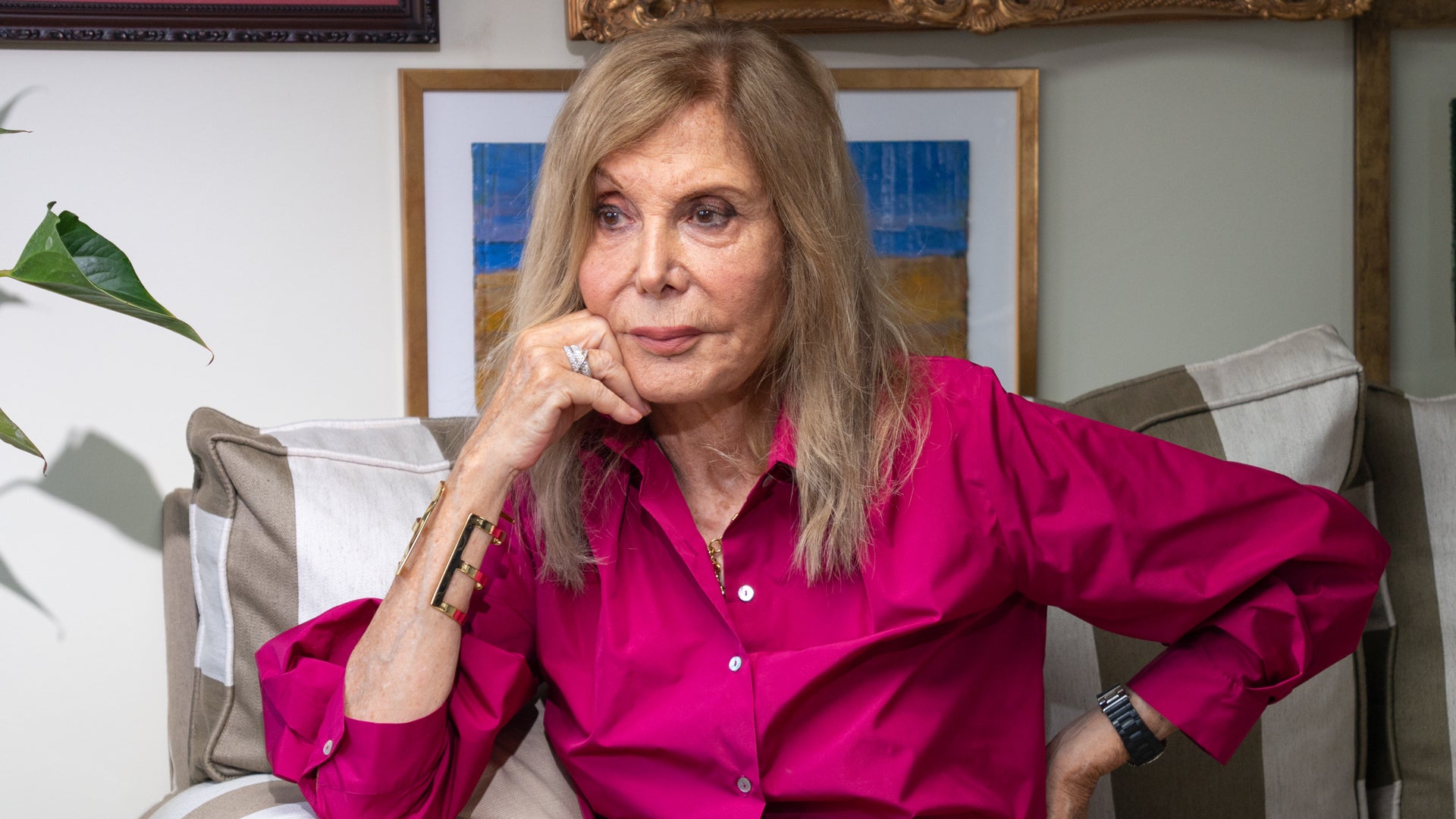 Turno de guardia: Pilar Eyre pide disculpas a Mar Flores: "Con mi silencio contribuí a que la lapidaran" Turno de guardia: Pilar Eyre pide disculpas a Mar Flores: "Con mi silencio contribuí a que la lapidaran"