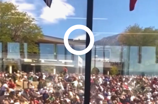 Un vídeo capta al presunto tirador de Charlie Kirk en una azotea cercana Un vídeo capta al presunto tirador de Charlie Kirk en una azotea cercana