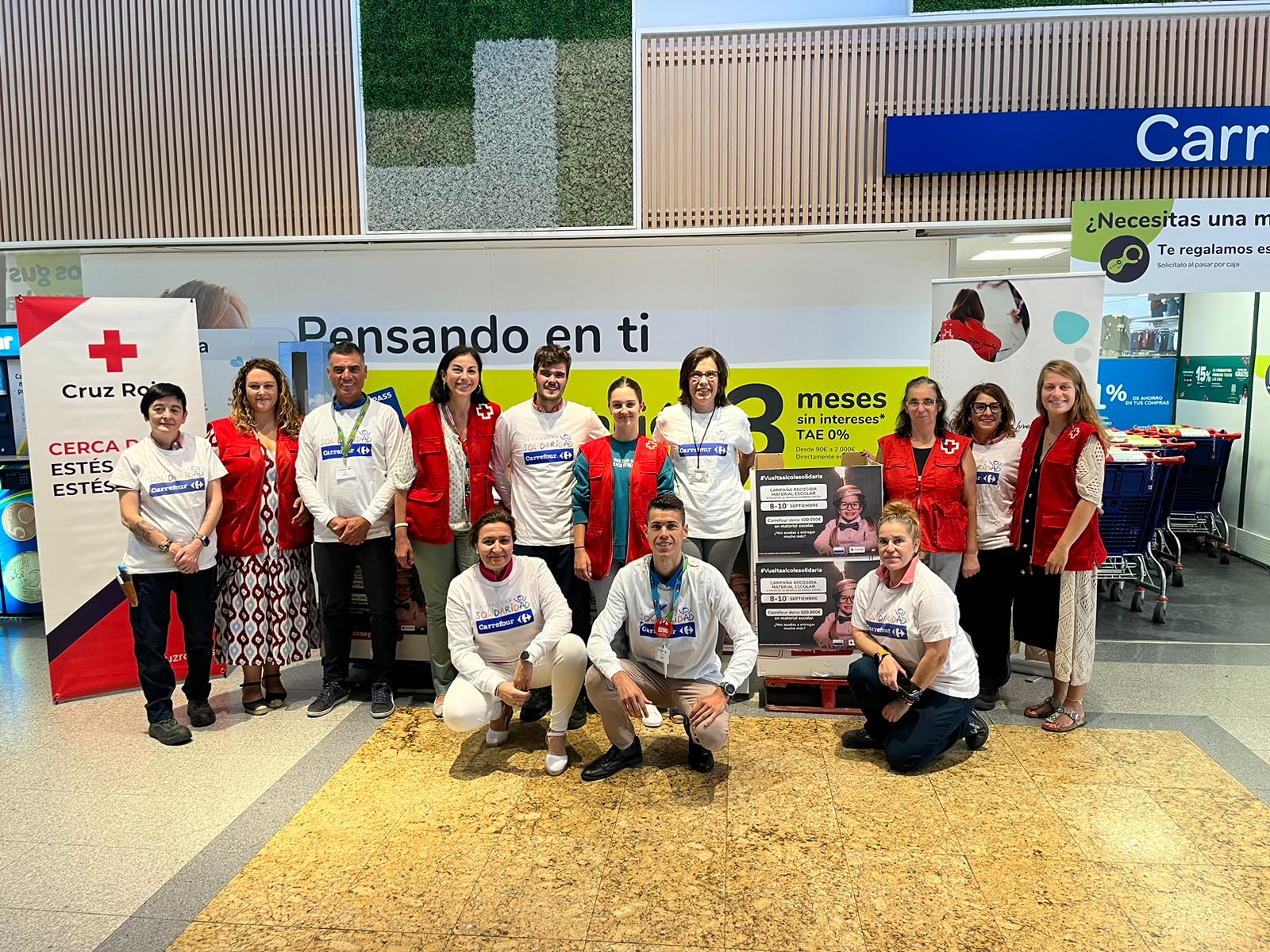 Carrefour y Cruz Roja promueven una nueva edición de la ‘Vuelta al Cole Solidaria’ a favor de la infancia en riesgo social de Palencia Carrefour y Cruz Roja promueven una nueva edición de la ‘Vuelta al Cole Solidaria’ a favor de la infancia en riesgo social de Palencia
