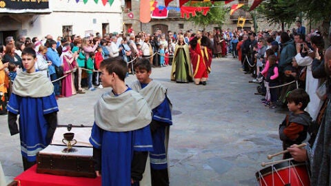 Recreación de la llegada del Grial a Bailo Recreación de la llegada del Grial a Bailo