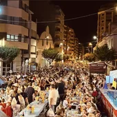 Imagen de la cena de pa i porta de la Batalla de Flores del pasado año. Imagen de la cena de pa i porta de la Batalla de Flores del pasado año.