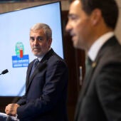 Recepción al lehendakari, Imanol Pradales, por parte del presidente de Canarias, Fernando Clavijo, en la sede de Presidencia del Gobierno de Canarias.