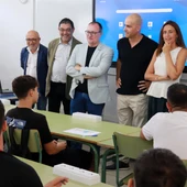 El govern català afirma que la sentència del TSJC no fa "trontollar" l'ús del català a l'escola El govern català afirma que la sentència del TSJC no fa "trontollar" l'ús del català a l'escola