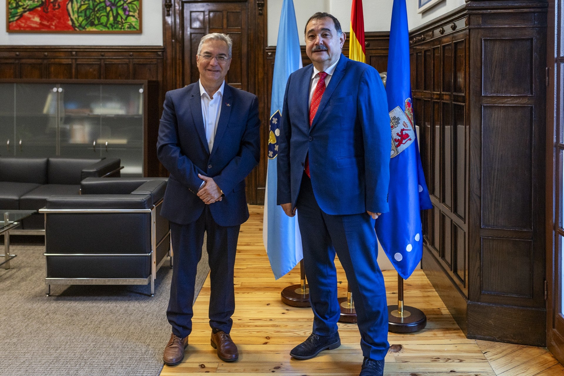 Menor recibe ó novo presidente da CEO Menor recibe ó novo presidente da CEO