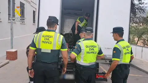 Detenido en Almenara el conductor de un camión que transportaba más de tonelada y media de hachís Detenido en Almenara el conductor de un camión que transportaba más de tonelada y media de hachís