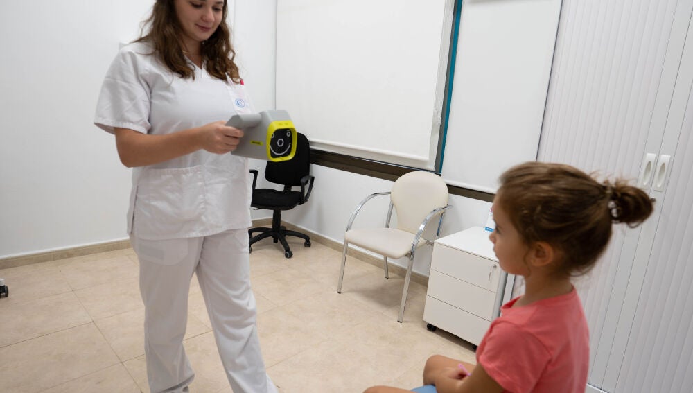 Las revisiones oftalmológicas son claves para los niños y niñas