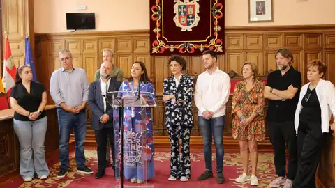 Miriam Andrés acusa a ¡Vamos Palencia! de "falta de valentía" y garantiza "tranquilidad absoluta" .