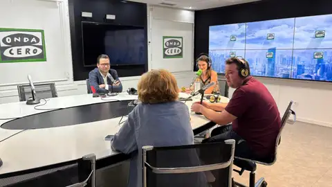 Tertúlia a La Brúixola Tertúlia a La Brúixola