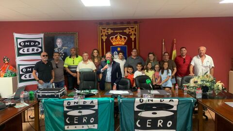 Foto de familia durante M&aacute;s de uno en Arcas