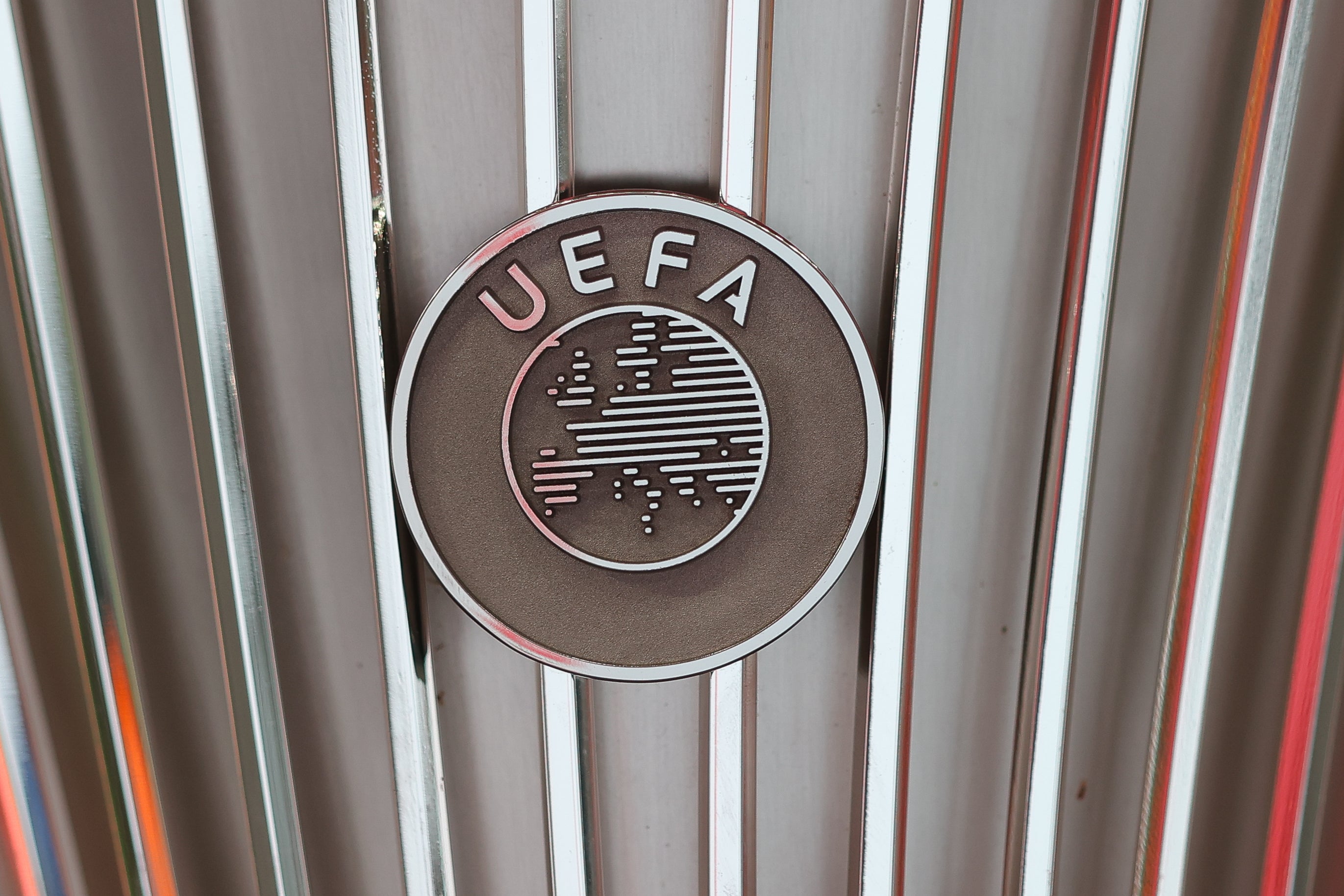 La UEFA hará una ronda de consultas para decidir sobre el partido en Miami La UEFA hará una ronda de consultas para decidir sobre el partido en Miami