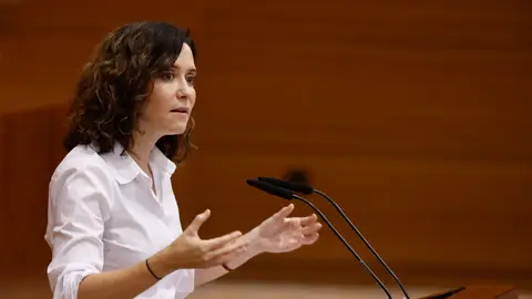 La oposición no consigue que Ayuso cambie de opinión en la guerra de Israel y Hamas