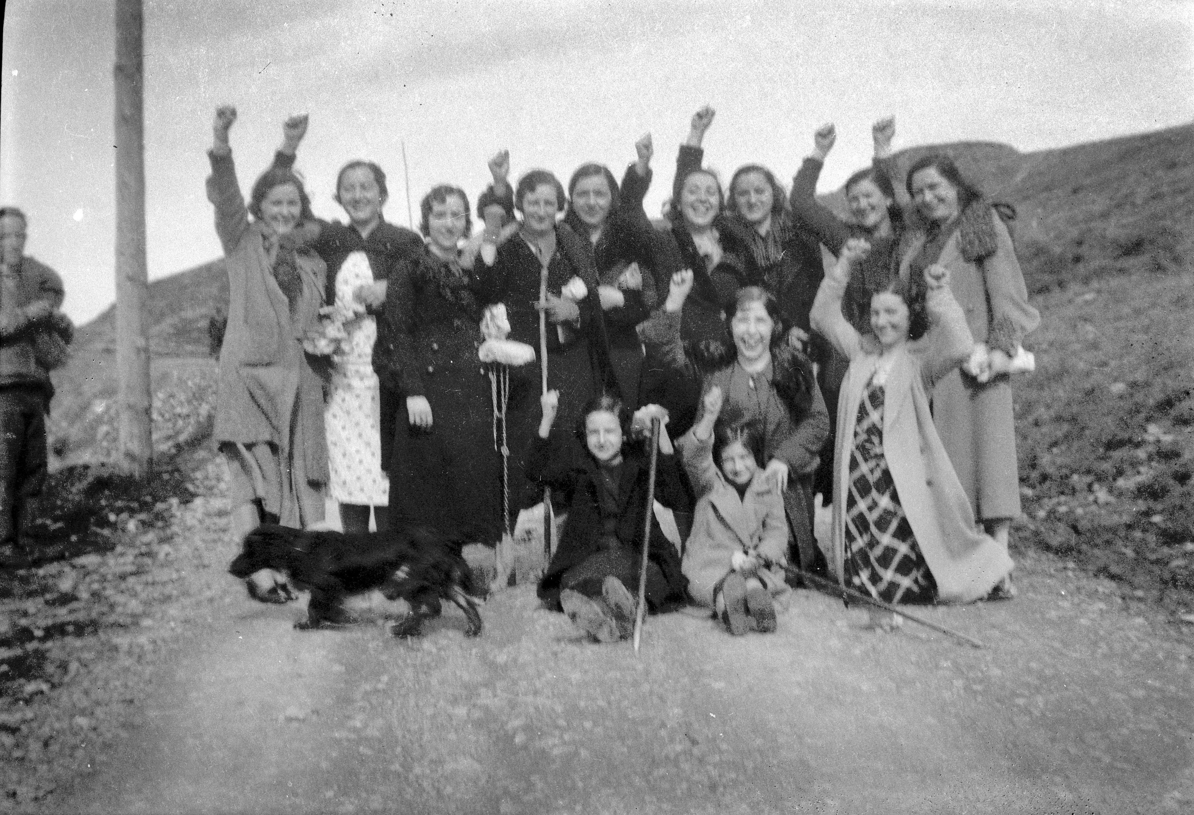 "Emakumeak": la memoria silenciada de las mujeres que visitaban a los presos del Fuerte de San Cristóbal "Emakumeak": la memoria silenciada de las mujeres que visitaban a los presos del Fuerte de San Cristóbal