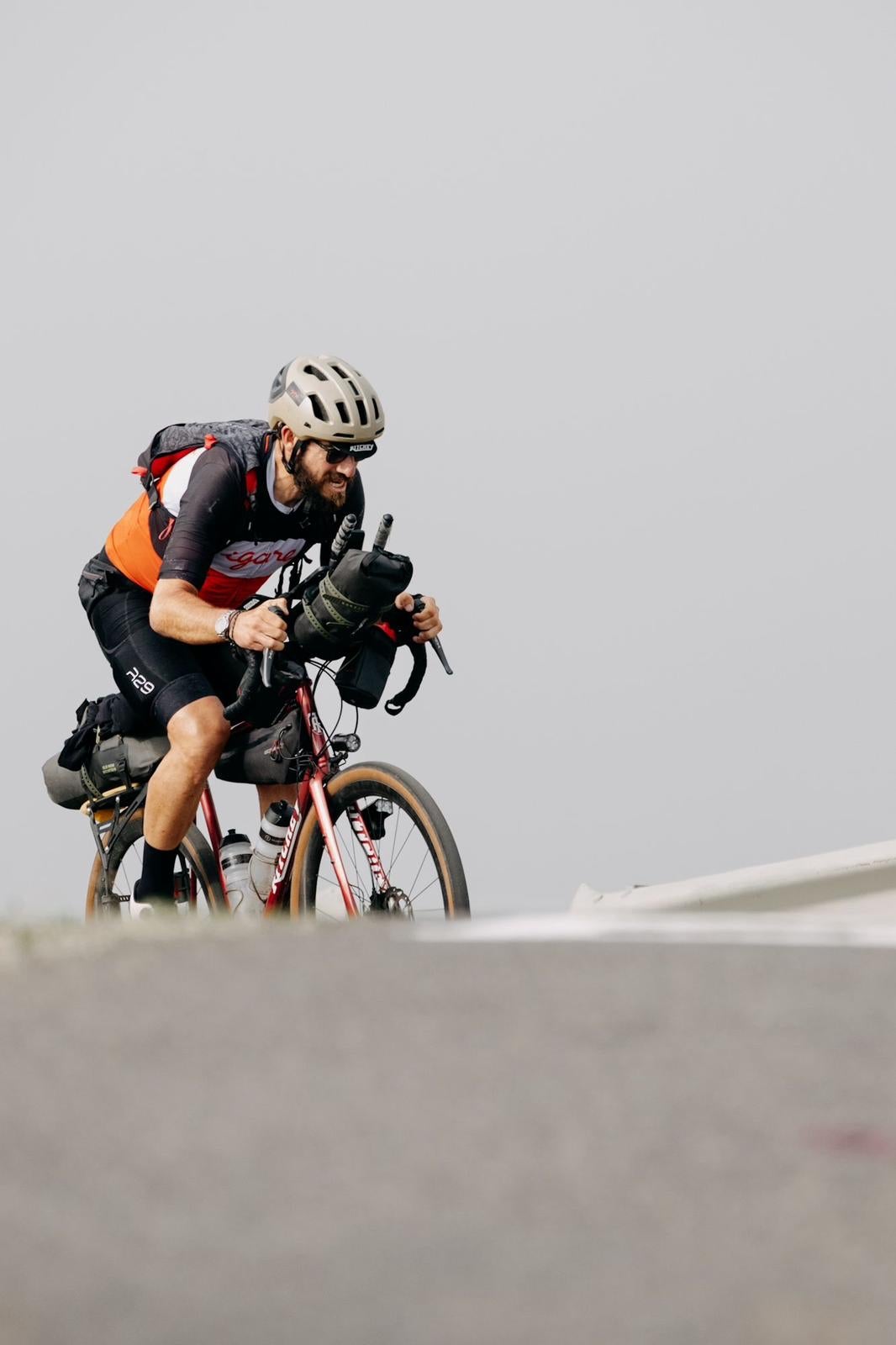 Javier García: ciclismo y solidaridad