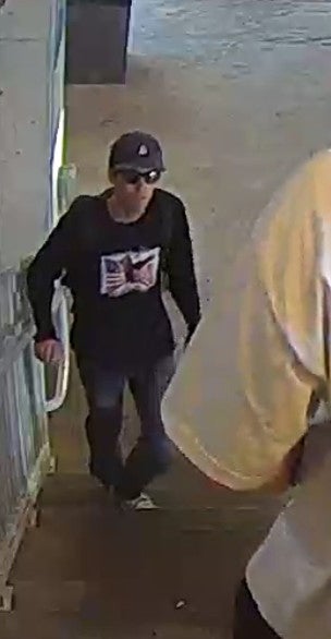 Así consiguió el FBI detener a Tyler Robinson, el asesino de Charlie Kirk: su padre lo entregó a la Policía Así consiguió el FBI detener a Tyler Robinson, el asesino de Charlie Kirk: su padre lo entregó a la Policía