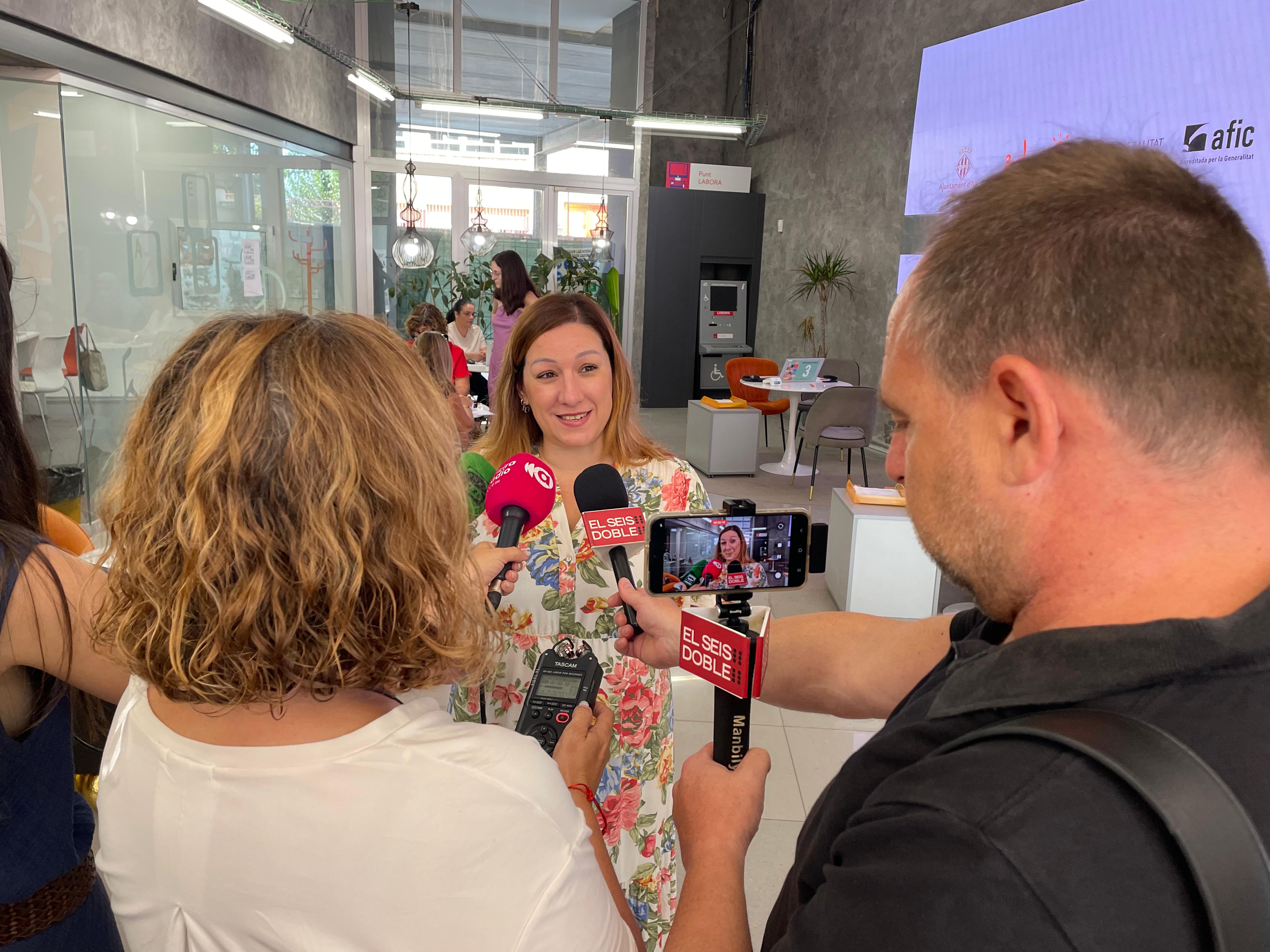 Alzira pone en circulación una nueva edición de bonos para el comercio local Alzira pone en circulación una nueva edición de bonos para el comercio local