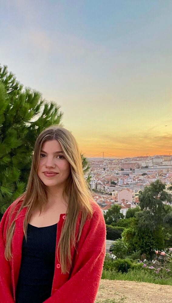 La infanta Sofía, con Lisboa al fondo 