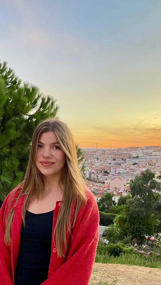 La infanta Sofía, con Lisboa al fondo La infanta Sofía, con Lisboa al fondo