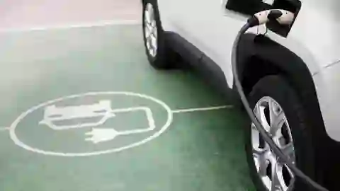 Aspremetal denuncia nuevos retrasos en las ayudas para comprar vehículos eléctricos en Extremadura Aspremetal denuncia nuevos retrasos en las ayudas para comprar vehículos eléctricos en Extremadura