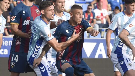 Javi Montero en el Huesca - M&aacute;laga