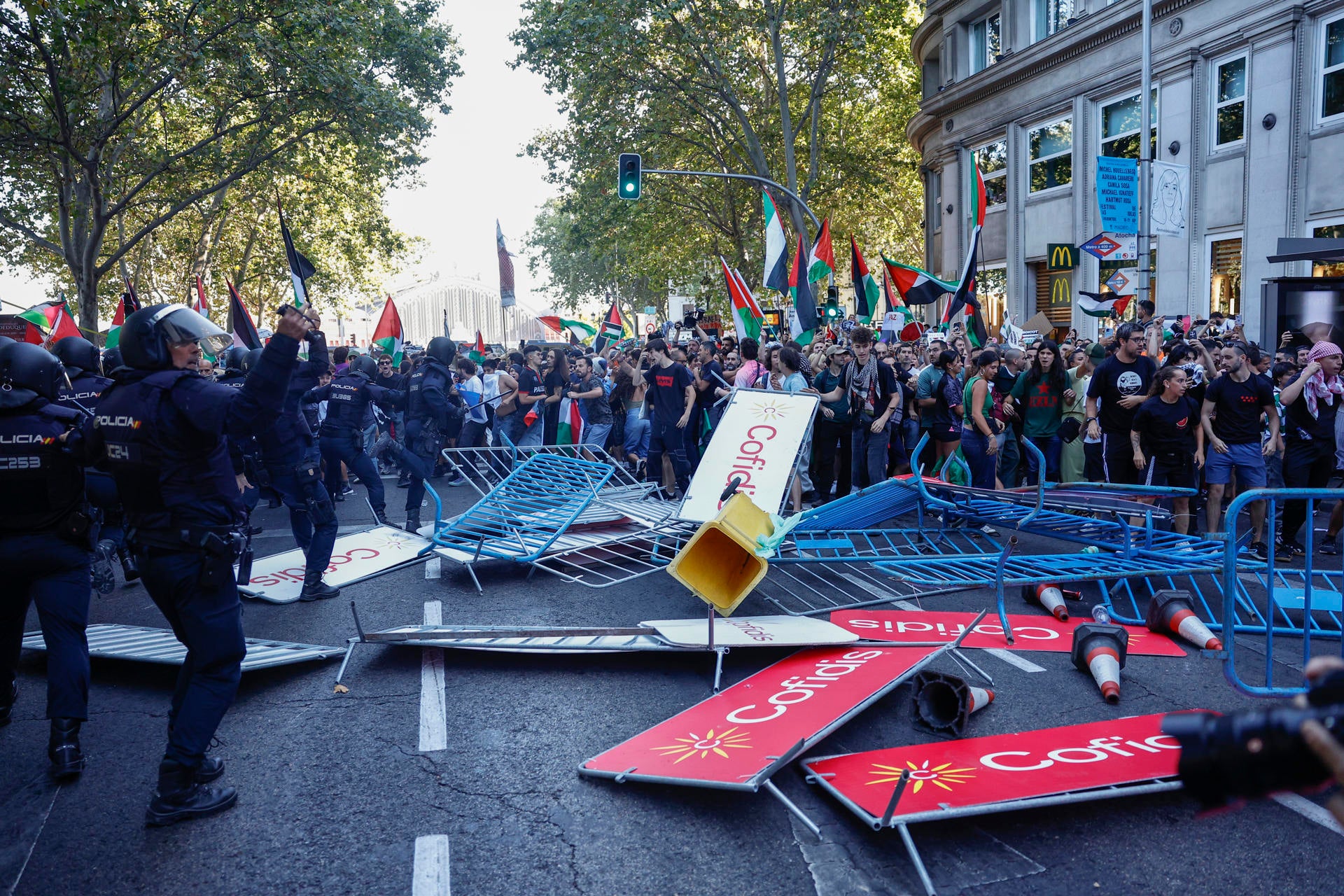 Tertulia: La Vuelta abortada y el Gobierno satisfecho Tertulia: La Vuelta abortada y el Gobierno satisfecho