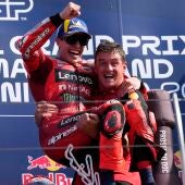 Marc Márquez se recupera de su error del sábado con una nueva victoria