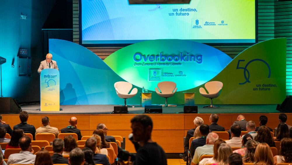 El presidente del Cabildo de Gran Canaria, Antonio Morales en el transcurso de la inauguración de OVB 2025