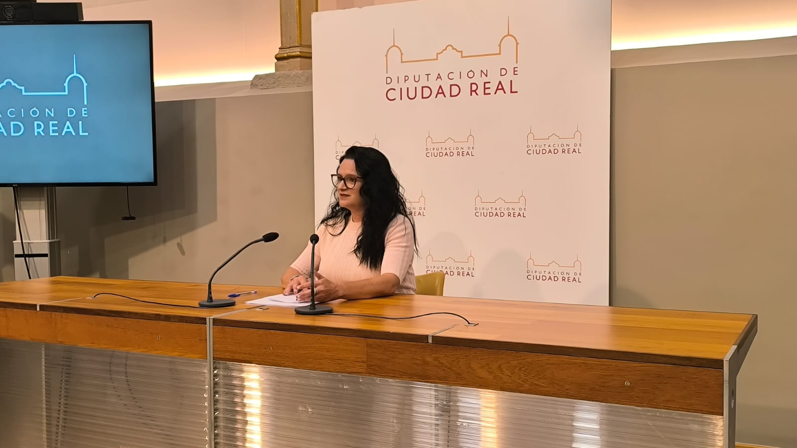 Diputación de Ciudad Real destinará 2,3 millones para mejorar la carretera que une Valdepeñas con Torrenueva Diputación de Ciudad Real destinará 2,3 millones para mejorar la carretera que une Valdepeñas con Torrenueva