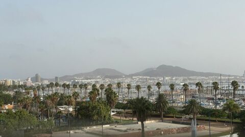 Imagen de archivo del cielo con calima sobre Las Palmas de Gran Canaria