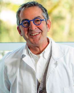 Pablo Martínez-Lage: “Pronto los biomarcadores en sangre van a revolucionar completamente el diagnóstico del Alzheimer" Pablo Martínez-Lage: “Pronto los biomarcadores en sangre van a revolucionar completamente el diagnóstico del Alzheimer"