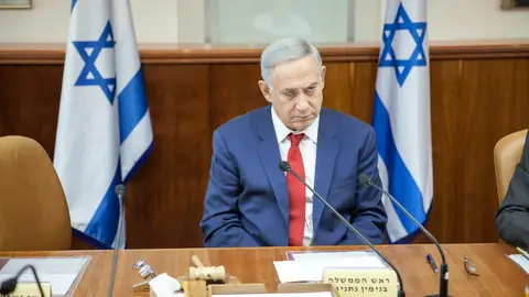 Netanyahu habla de convertir Israel en una "súper Esparta" ante el temor a sanciones internacionales y no tarda en recular