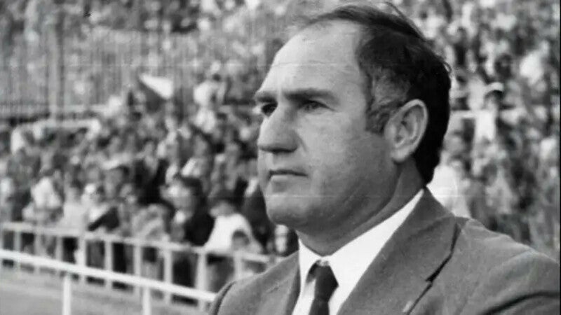 Fallece Manolo Cardo, leyenda sevillista Fallece Manolo Cardo, leyenda sevillista
