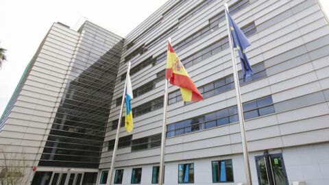 Fachada de la Consejer&iacute;a de Sanidad de Canarias