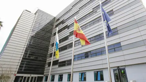 Fachada de la Consejería de Sanidad de Canarias Fachada de la Consejería de Sanidad de Canarias