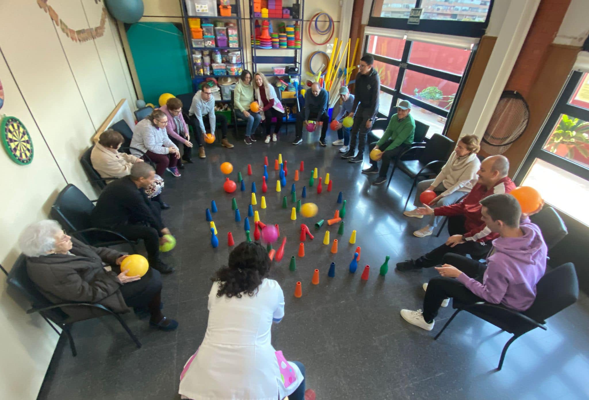 AFA Torrevieja visibiliza la enfermedad de Alzheimer con actividades sociales, de convivencia y deportivas AFA Torrevieja visibiliza la enfermedad de Alzheimer con actividades sociales, de convivencia y deportivas