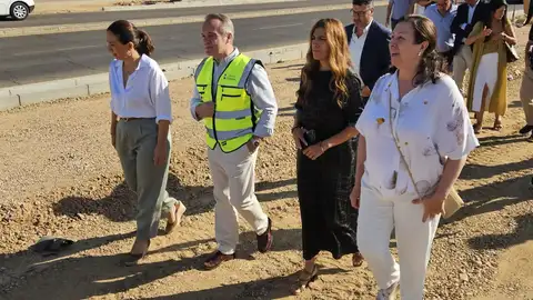 El carril bici y peatonal que unirá Don Benito y Villanueva estará finalizado este año El carril bici y peatonal que unirá Don Benito y Villanueva estará finalizado este año