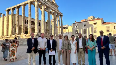 El Instituto de Arqueología de Mérida celebra su 25º aniversario El Instituto de Arqueología de Mérida celebra su 25º aniversario