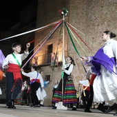 Un momento del XIX Festival de Foklore Infantil y Juvenil ‘Ciudad de Manzanares’ Un momento del XIX Festival de Foklore Infantil y Juvenil ‘Ciudad de Manzanares’
