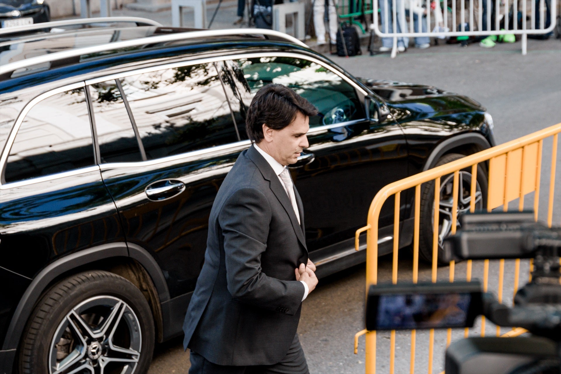 La jueza abre juicio oral contra el novio de Díaz Ayuso por el caso del presunto fraude fiscal La jueza abre juicio oral contra el novio de Díaz Ayuso por el caso del presunto fraude fiscal