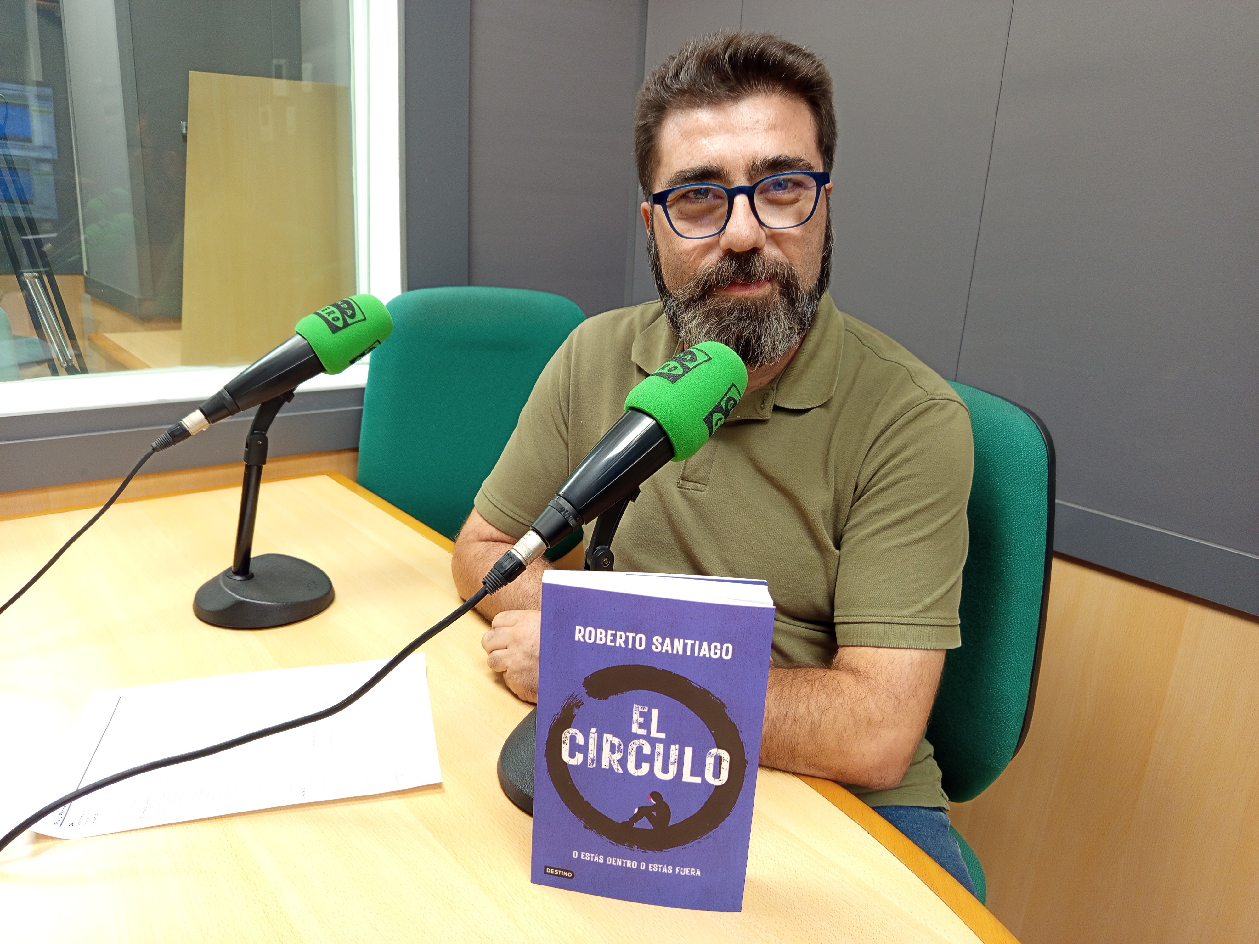 Llibrería Ali i Truc recomienda: 'El círculo' de Roberto Santiago Llibrería Ali i Truc recomienda: 'El círculo' de Roberto Santiago