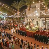 Imagen de la procesión de la patrona del municipio de Dolores